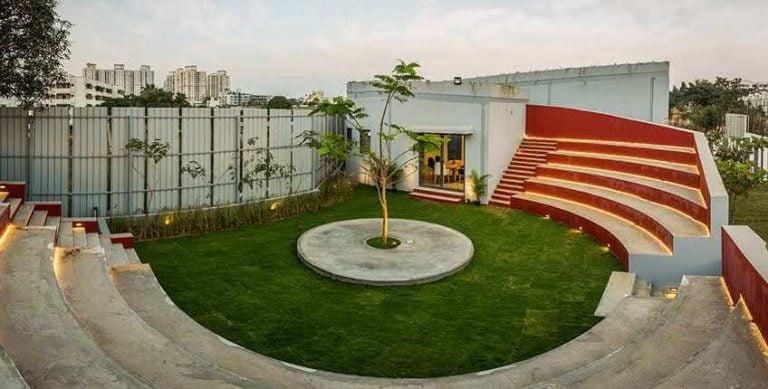 AXIS Antara Gallery 1