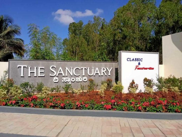 Site Photos 3 - Classic Featherlite The Sanctuary Plots