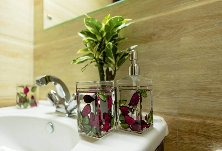 Bathroom B - HM Indigo JP Nagar