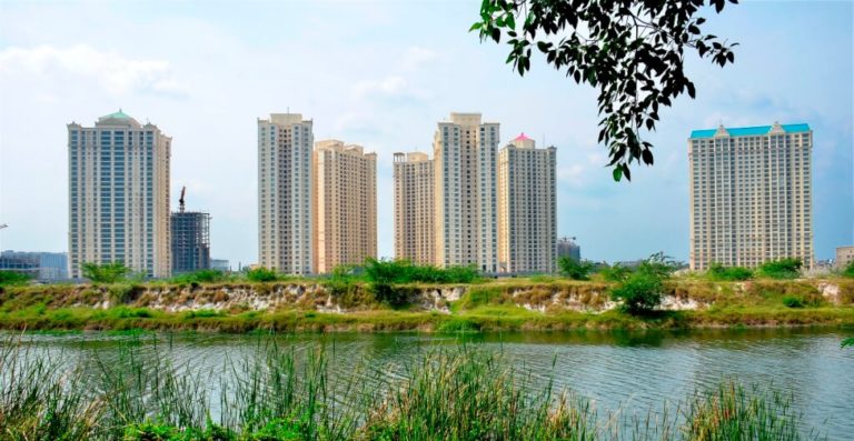 Elevation 2 - Hiranandani Bayview OMR