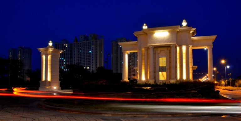 Elevation 5 - Hiranandani Bayview OMR