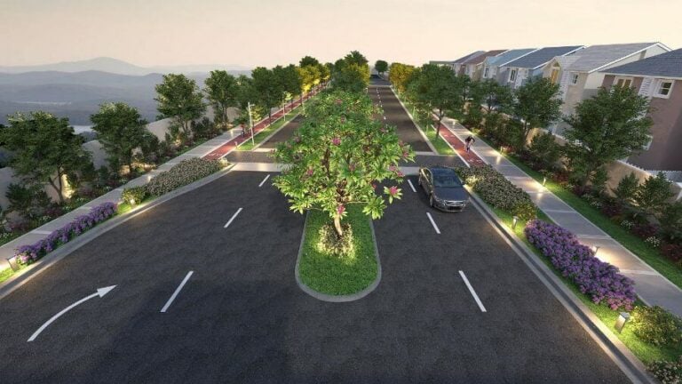 Prime Beverly Woods Villas Cycle Path