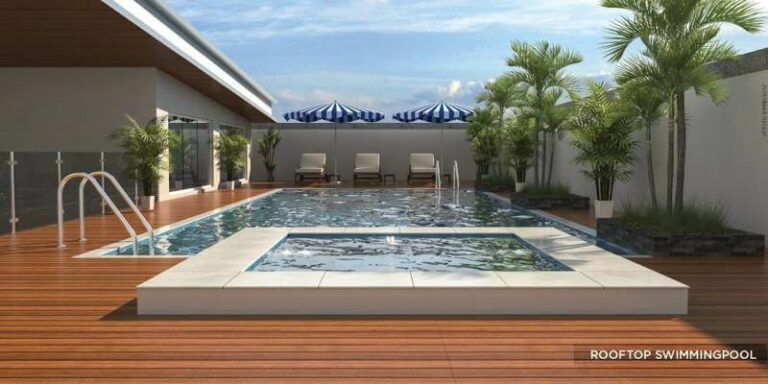 Rooftop Pool - Mana Foresta