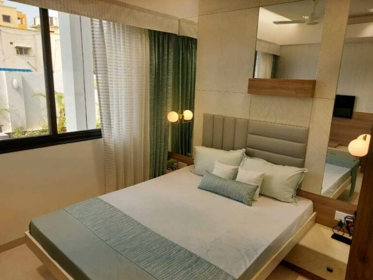 Model Flat 4 - Kohinoor Sapphire 2