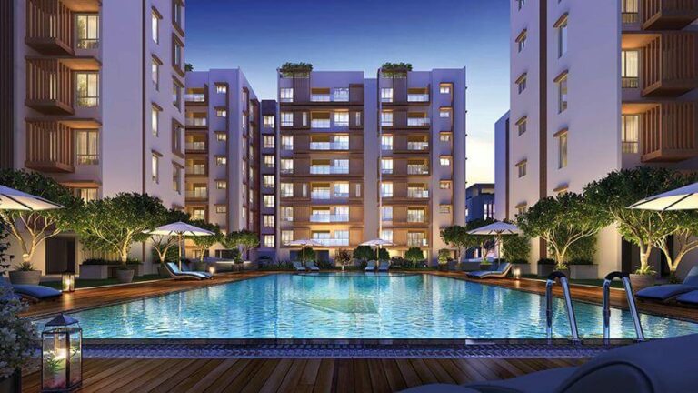Pool View - Magnific At TVS Emerald Peninsula