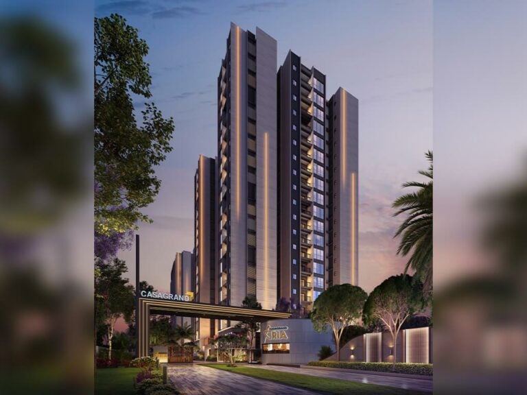 Entrance-Dusk - Casagrand Aria