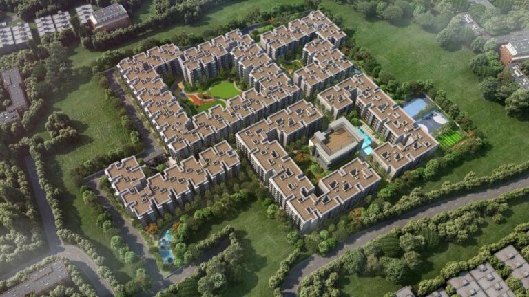 aerial day casagrand majestica